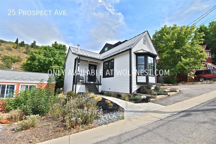 Gorgeous 2 Bed Park City Home! No Deposit Option! property image
