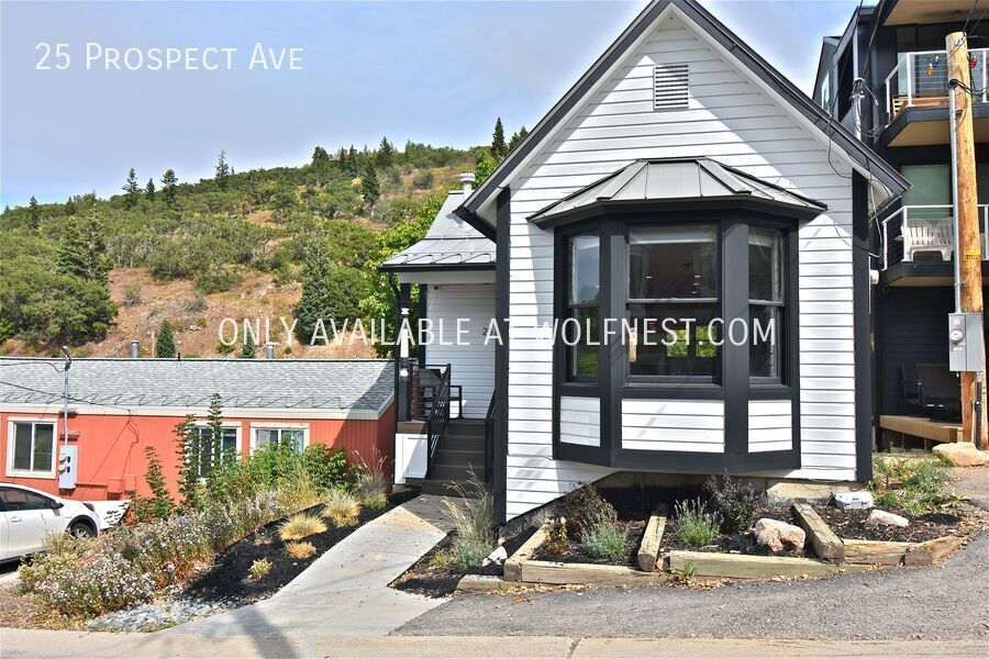 Gorgeous 2 Bed Park City Home! No Deposit Option! property image