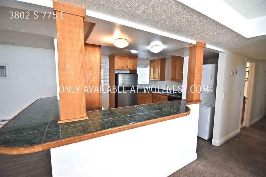 Beautiful 3 Bed Millcreek Bsmt Unit! No Deposit Option! property image