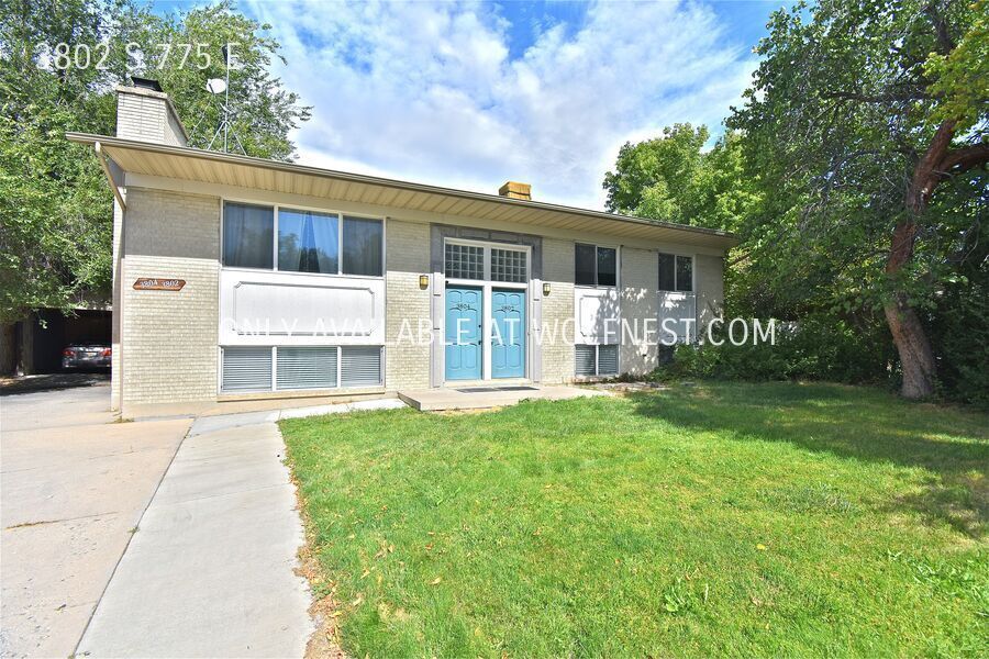 Beautiful 3 Bed Millcreek Bsmt Unit! No Deposit Option! property image