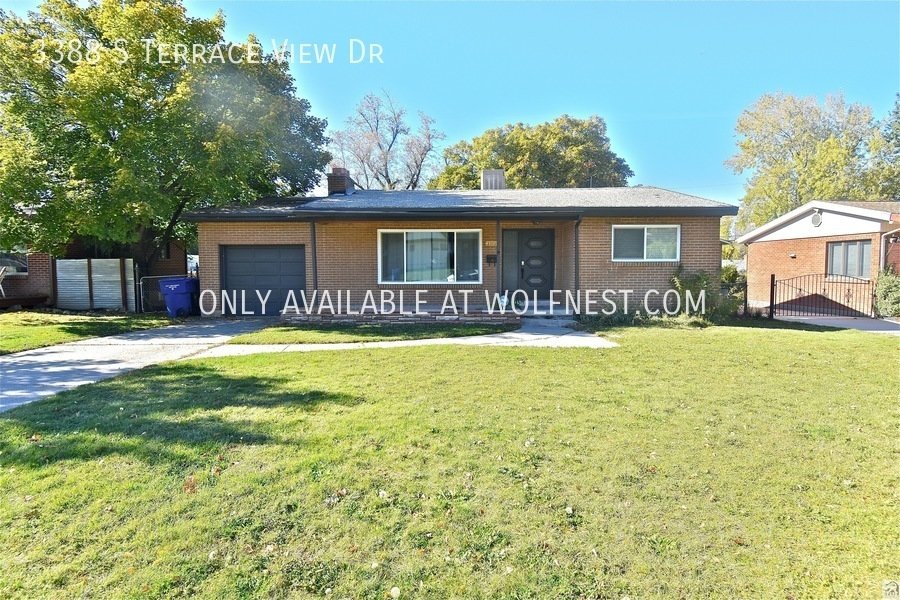 Stunning 4 Bedroom Millcreek Home! property image