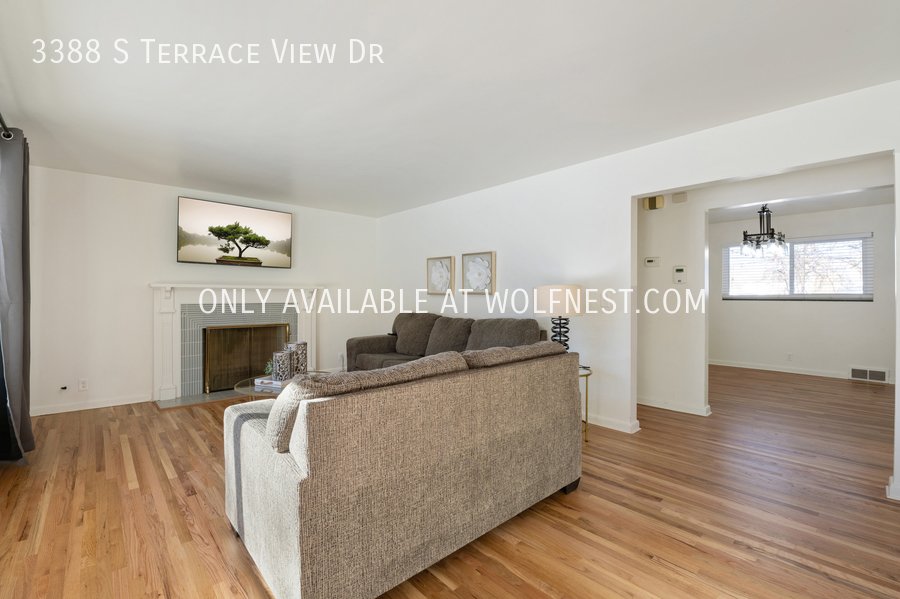 Stunning 4 Bedroom Millcreek Home! property image