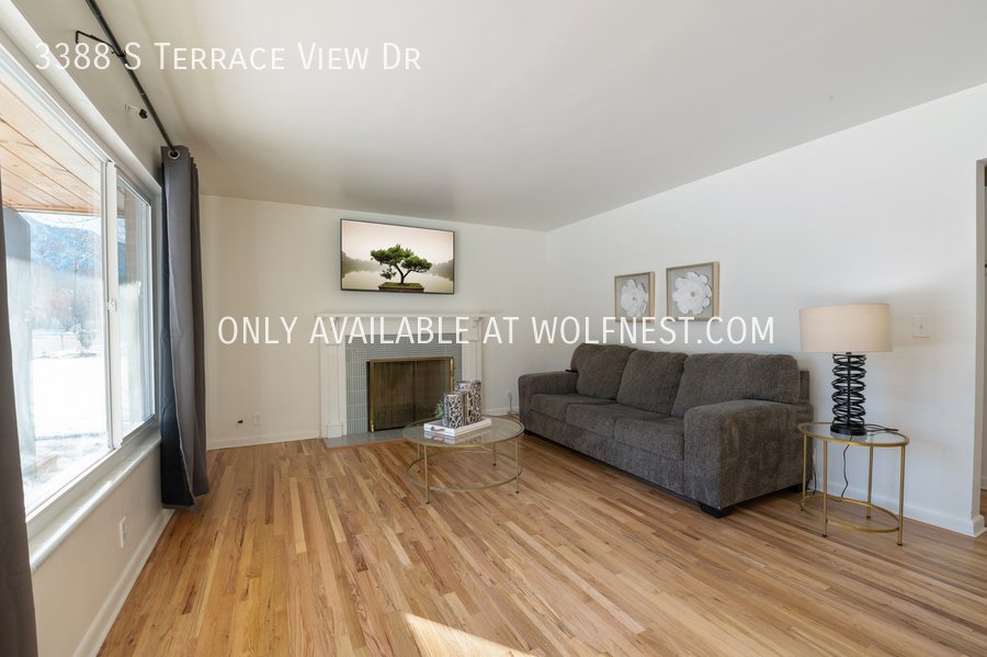 Stunning 4 Bedroom Millcreek Home! property image