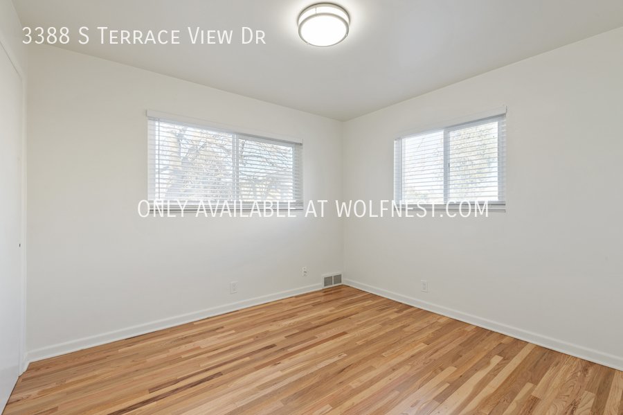 Stunning 4 Bedroom Millcreek Home! property image