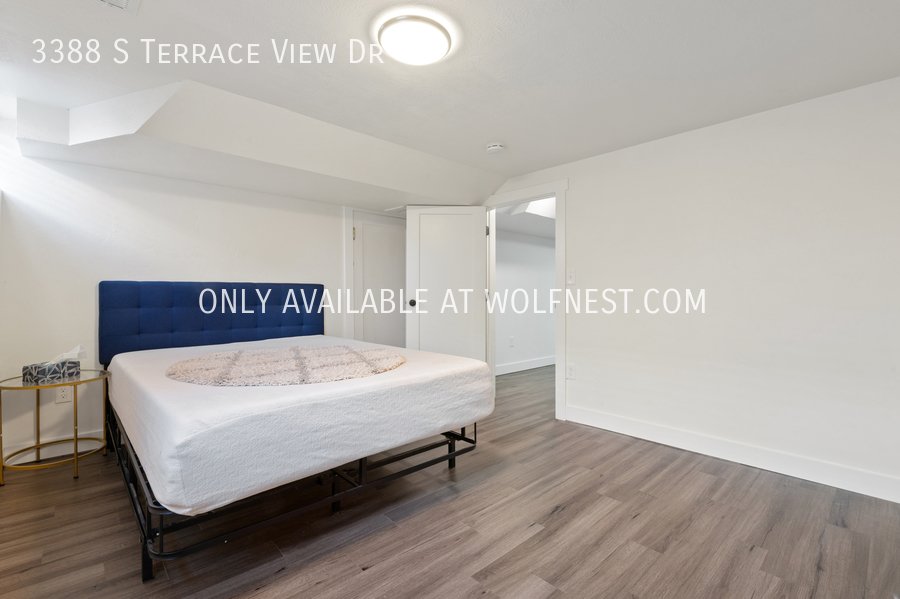 Stunning 4 Bedroom Millcreek Home! property image