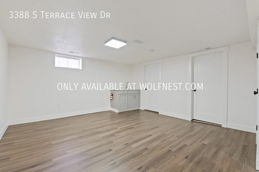 Stunning 4 Bedroom Millcreek Home! property image