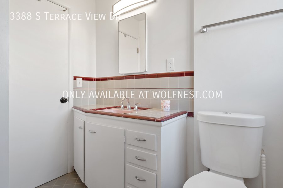 Stunning 4 Bedroom Millcreek Home! property image