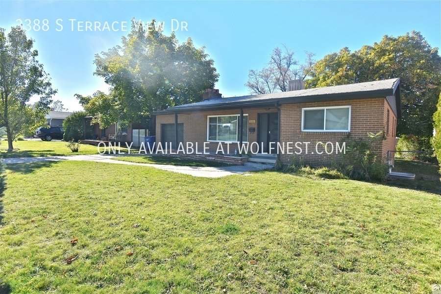 Stunning 4 Bedroom Millcreek Home! property image