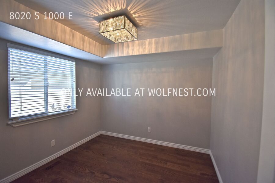 Gorgeous 4 Bedroom Sandy Home! property image