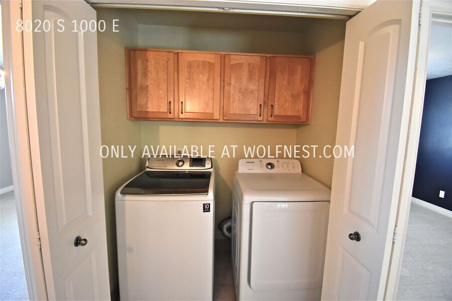 Gorgeous 4 Bedroom Sandy Home! property image