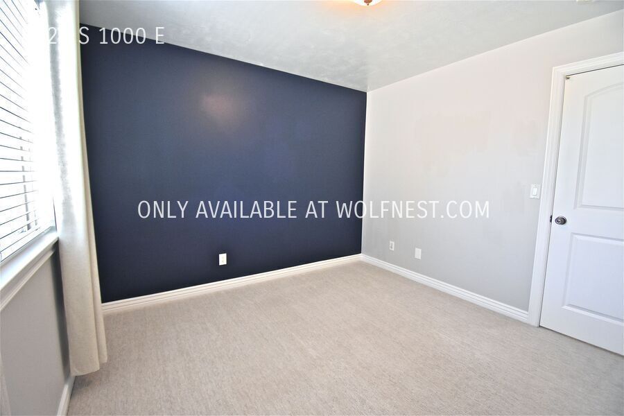 Gorgeous 4 Bedroom Sandy Home! property image