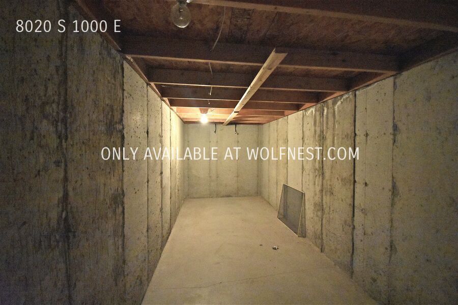 Gorgeous 4 Bedroom Sandy Home! property image