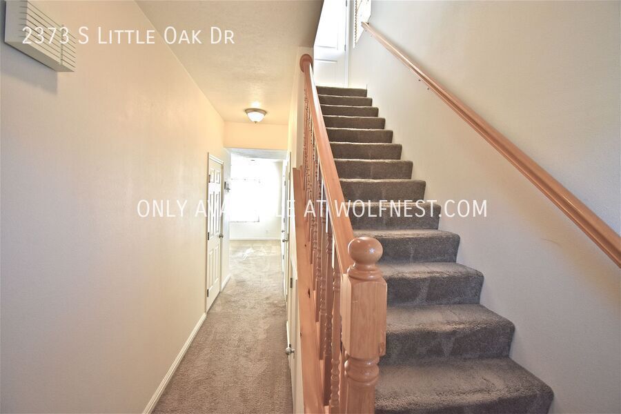 Lovely 3 Bed West Valley Townhome! No Deposit Option! property image