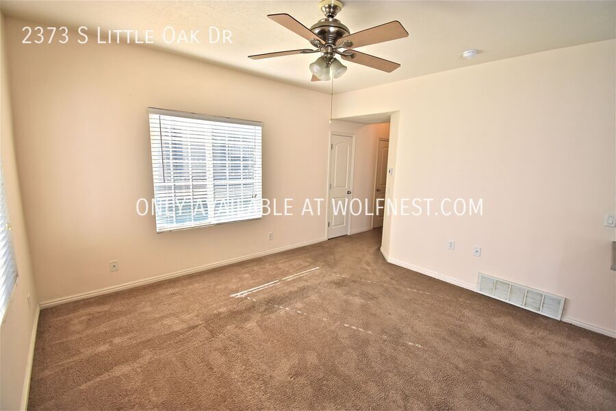 Lovely 3 Bed West Valley Townhome! No Deposit Option! property image