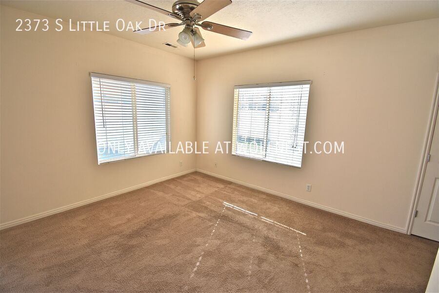 Lovely 3 Bed West Valley Townhome! No Deposit Option! property image