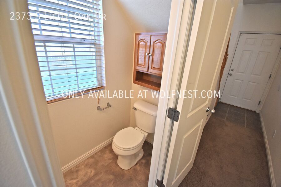 Lovely 3 Bed West Valley Townhome! No Deposit Option! property image