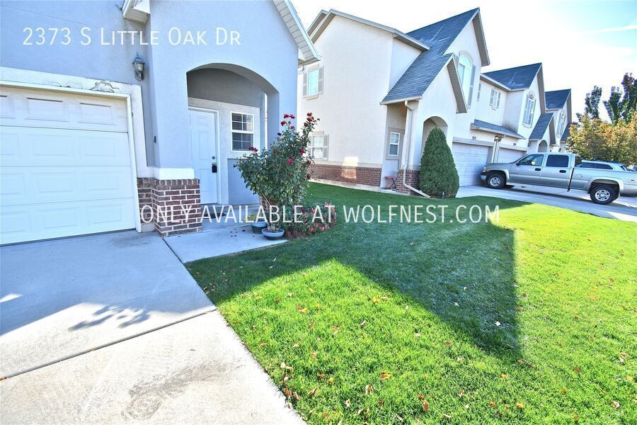 Lovely 3 Bed West Valley Townhome! No Deposit Option! property image