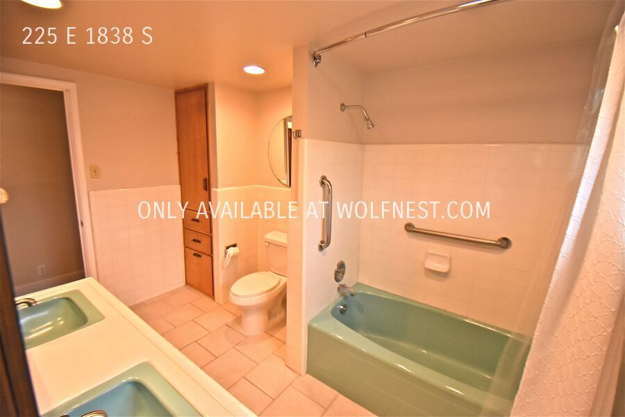 Lovely 4 Bed Orem Home! No Deposit Option! property image