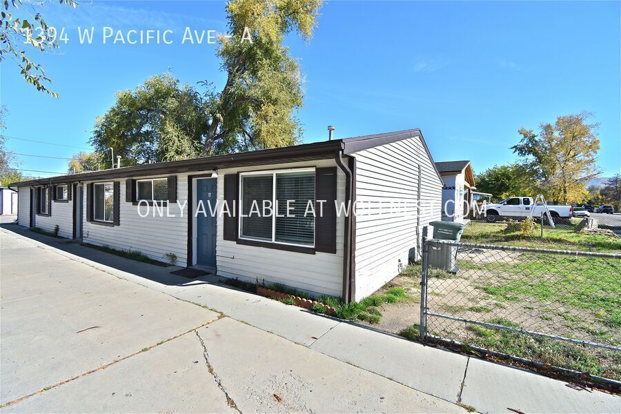 Remodeled 2 Bed Salt Lake Unit! No Deposit Option! property image