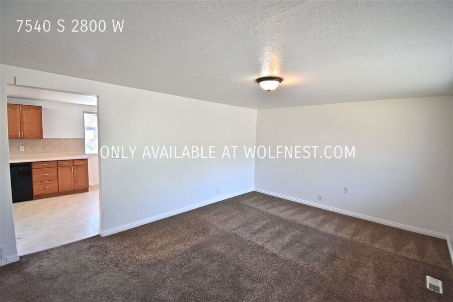 No Deposit Option! Lovely 4 Bedroom West Jordan Home! property image
