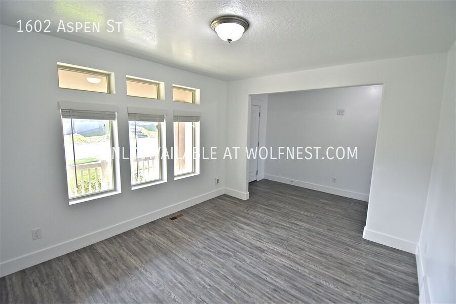 Stunning 3 Bedroom Santaquin Home! property image