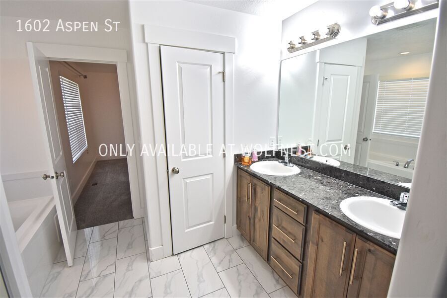 Stunning 3 Bedroom Santaquin Home! property image