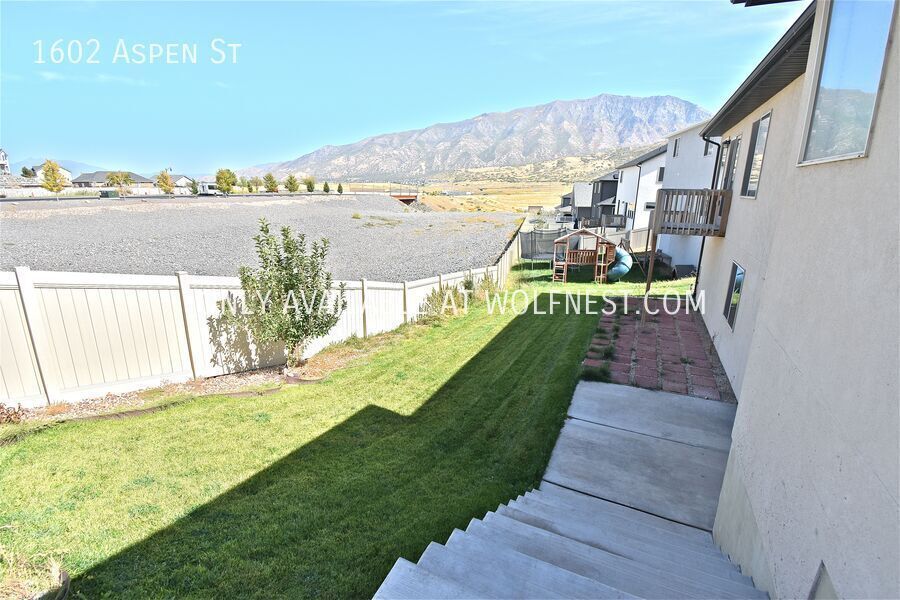 Stunning 3 Bedroom Santaquin Home! property image