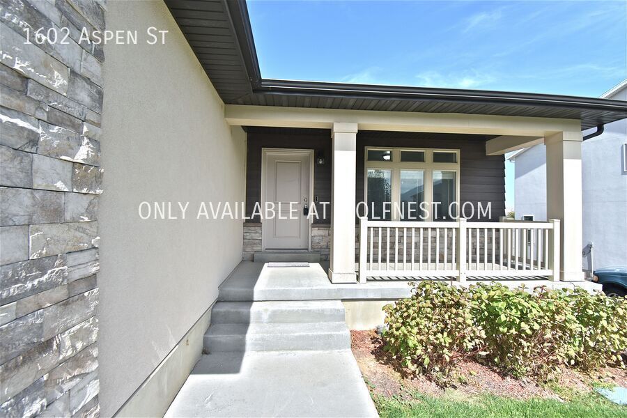 Stunning 3 Bedroom Santaquin Home! property image