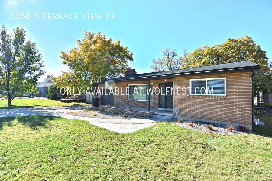 Stunning 4 Bedroom Millcreek Home! property image