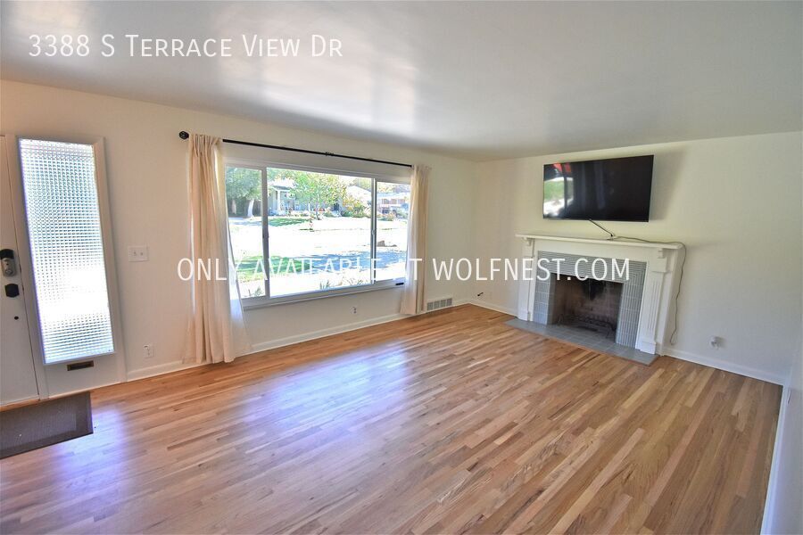 Stunning 4 Bedroom Millcreek Home! property image