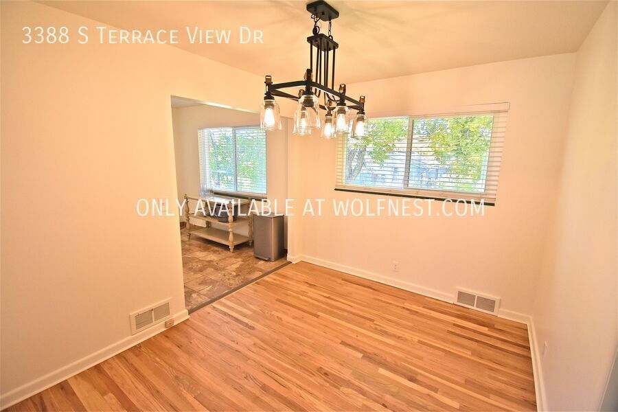 Stunning 4 Bedroom Millcreek Home! property image