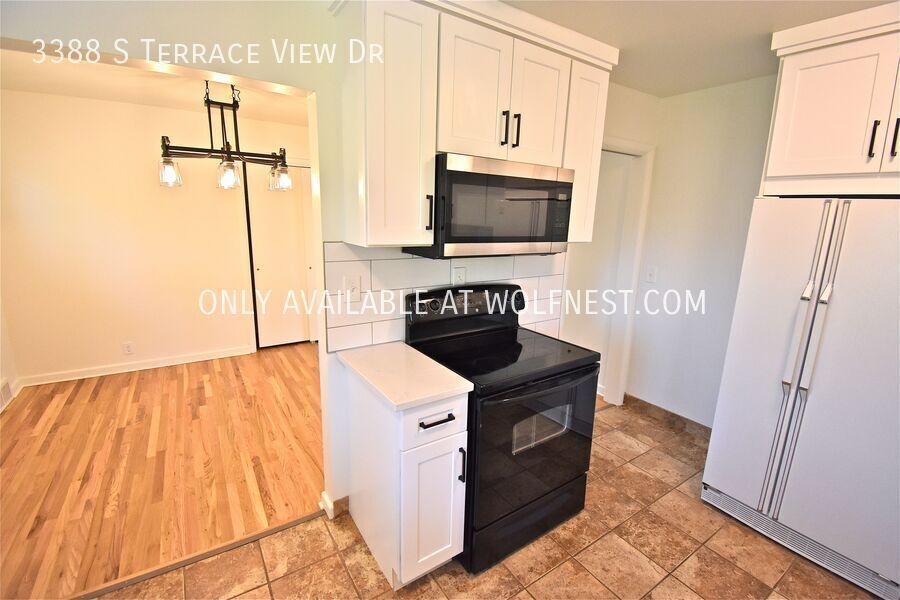 Stunning 4 Bedroom Millcreek Home! property image