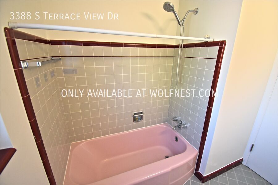 Stunning 4 Bedroom Millcreek Home! property image