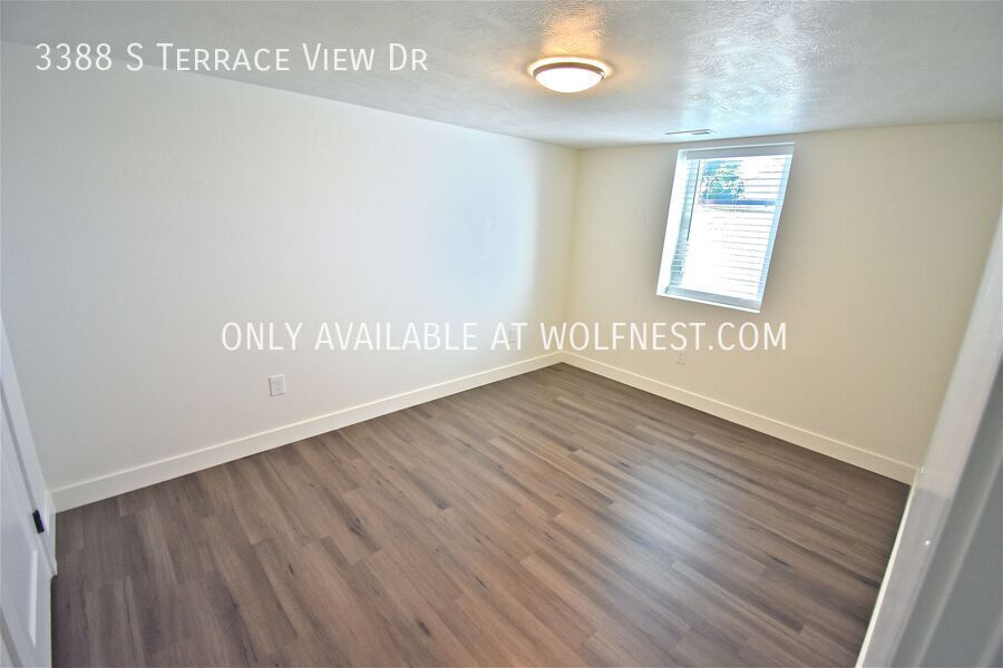 Stunning 4 Bedroom Millcreek Home! property image