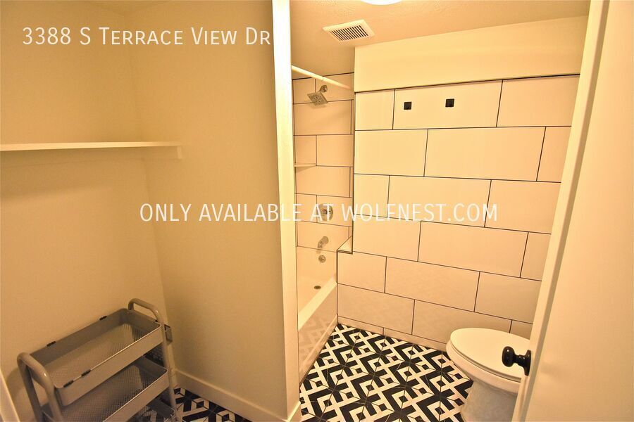 Stunning 4 Bedroom Millcreek Home! property image