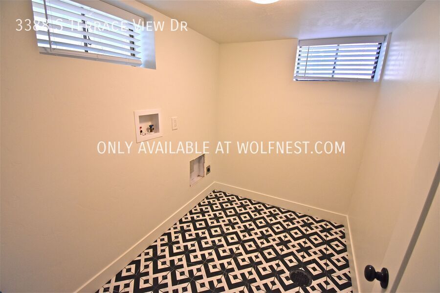 Stunning 4 Bedroom Millcreek Home! property image