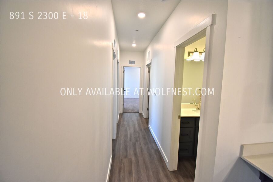 Beautiful 3 Bedroom Spanish Fork Condo! property image