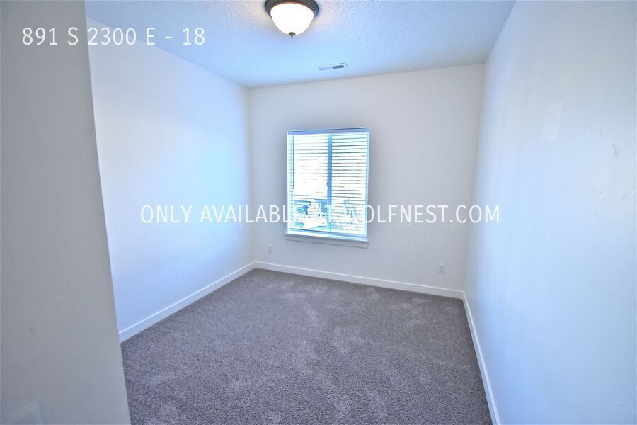 Beautiful 3 Bedroom Spanish Fork Condo! property image