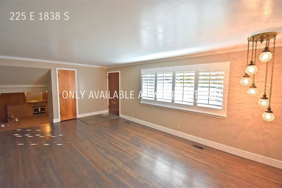 Lovely 4 Bed Orem Home! No Deposit Option! property image