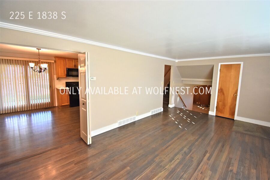 Lovely 4 Bed Orem Home! No Deposit Option! property image