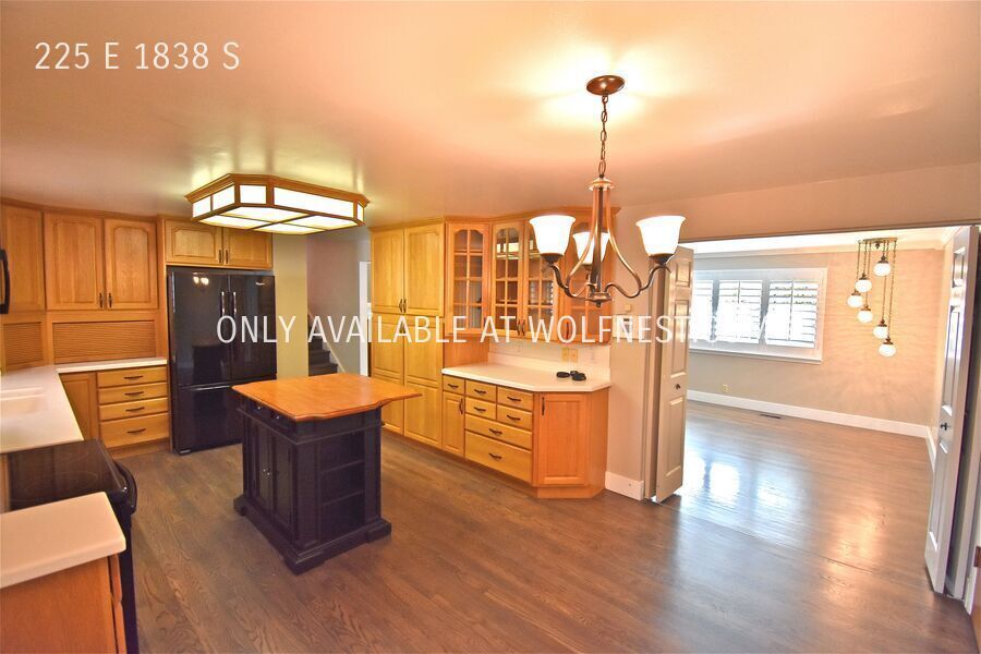 Lovely 4 Bed Orem Home! No Deposit Option! property image