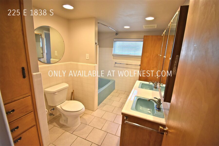 Lovely 4 Bed Orem Home! No Deposit Option! property image