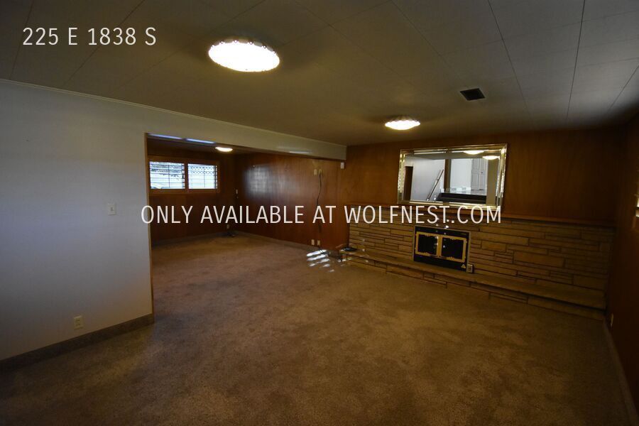 Lovely 4 Bed Orem Home! No Deposit Option! property image