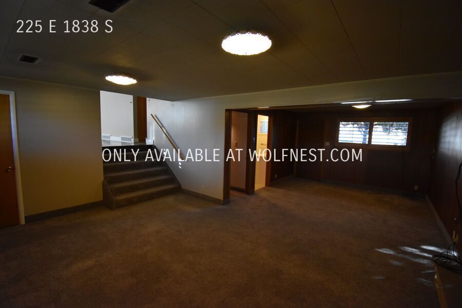 Lovely 4 Bed Orem Home! No Deposit Option! property image