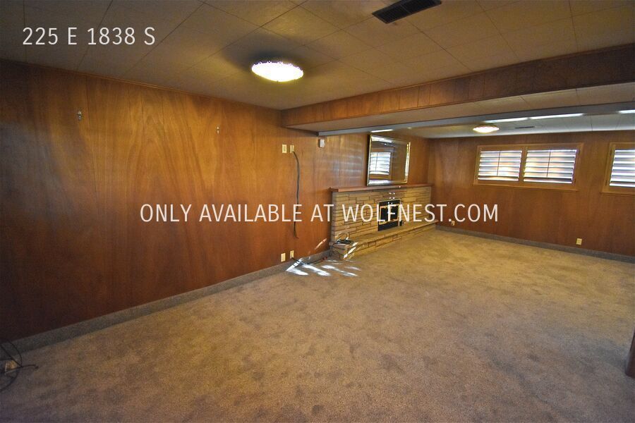 Lovely 4 Bed Orem Home! No Deposit Option! property image