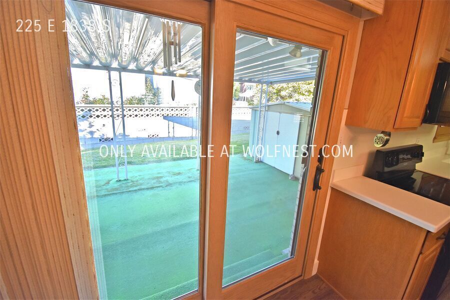 Lovely 4 Bed Orem Home! No Deposit Option! property image