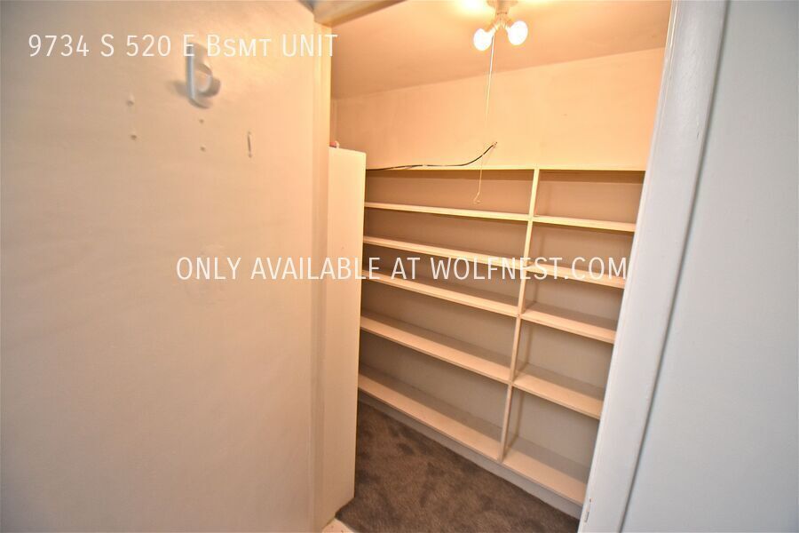 Lovely 2 Bed Sandy Bsmt Unit! No Deposit Option! property image