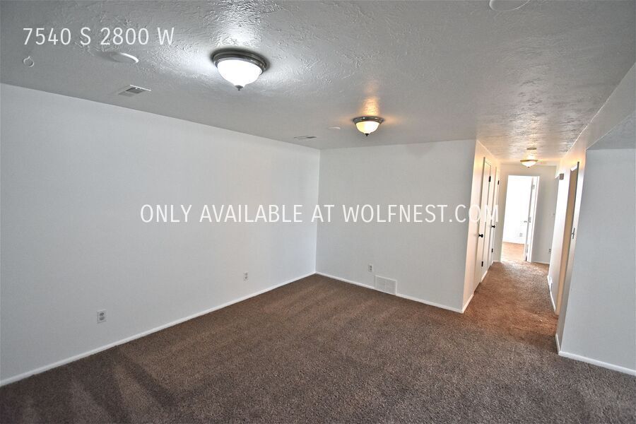 No Deposit Option! Lovely 4 Bedroom West Jordan Home! property image