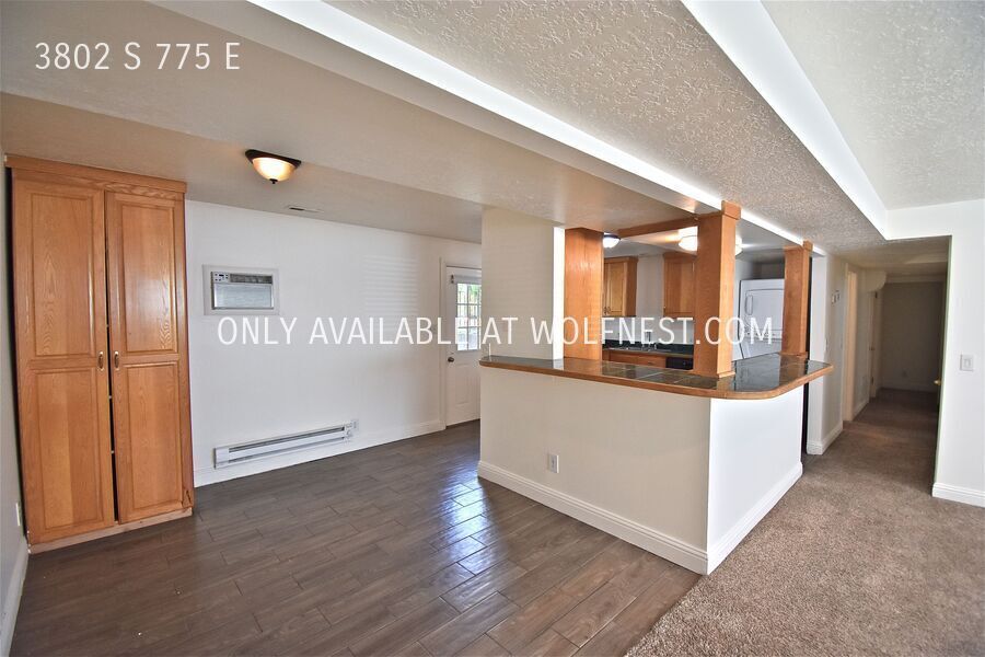 Beautiful 3 Bed Millcreek Bsmt Unit! No Deposit Option! property image