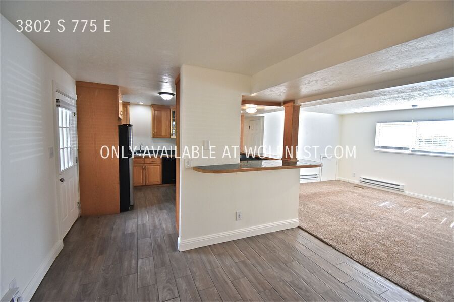 Beautiful 3 Bed Millcreek Bsmt Unit! No Deposit Option! property image